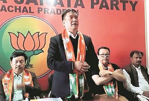 அரசியல் நோக்கம் கொண்டு என் மீது தவறான பாலியல் குற்றச்சாட்டு சுமத்தப்படுகிறது : அருணாசலப்பிரதேச முதல்வர் பேச்சு