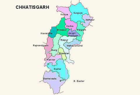 சத்தீஷ்காரில் கண்ணி வெடியில் சிக்கி ஆயுதப்படை வீரர்கள் 2 பேர் காயம்