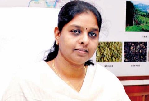 மாவட்டத்தின் முதல் பெண் கலெக்டராக பல்லவி பல்தேவ் பதவி ஏற்பு