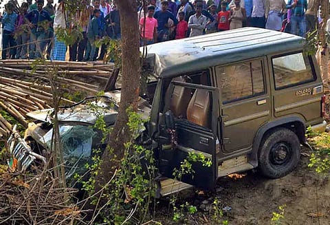 பாஜக தலைவரின் கார் மோதியதில் 9 குழந்தைகள் உயிரிழந்த விவகாரம்: பீகார் சட்டப்பேரவையில் கடும் அமளி