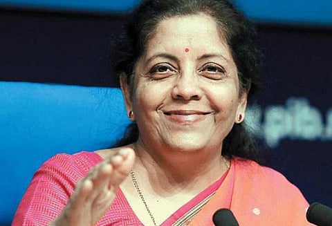 இங்கிலாந்து பாதுகாப்புத்துறை மந்திரி சந்திக்க மறுத்தாரா? மத்திய அமைச்சர் நிர்மலா சீதாராமன் விளக்கம்