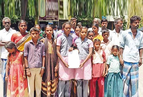 டாஸ்மாக் கடையை அகற்ற வேண்டும் தமிழக வாழ்வுரிமை கட்சியினர் கலெக்டரிடம் மனு