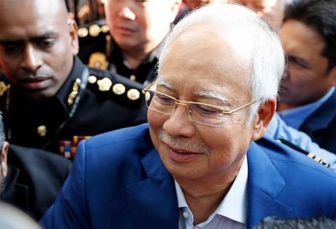 ஊழல் குற்றச்சாட்டில் சிக்கிய மலேசியா முன்னாள் பிரதமர் நஜிப் ரசாக் கைது