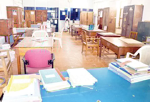 26 அம்ச கோரிக்கைகளை வலியுறுத்தி ஊரக வளர்ச்சித்துறை அலுவலர்கள் வேலை நிறுத்த போராட்டம்