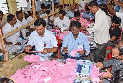 ”ஒரே நாடு ஒரே தேர்தல்” அரசியல் கட்சிகளிடம் இன்று கருத்துக்களை கேட்கிறது சட்ட ஆணையம்