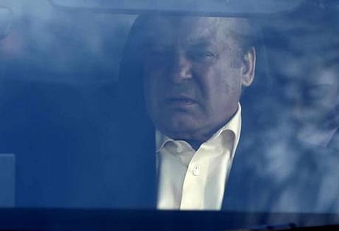 நவாஸ் ஷெரீப், மரியம் நாடு திரும்பியதும் விமான நிலையத்தில் கைது செய்யப்படுவார்கள் - பாகிஸ்தான்