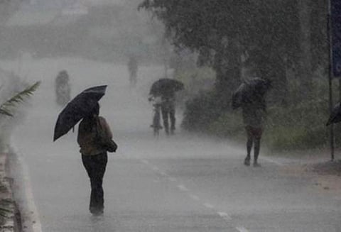 சிக்கமகளூரு மாவட்டத்தில் தொடர்ந்து 4-வது நாளாக கனமழை