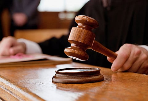 பெங்களூரு கிரிக்கெட் மைதான குண்டுவெடிப்பு வழக்கில் பயங்கரவாதிகள் 3 பேருக்கு தலா 7 ஆண்டு சிறை - பெங்களூரு சிறப்பு கோர்ட்டு தீர்ப்பு