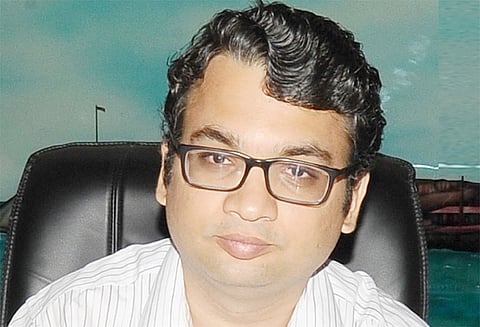 சிறிய அளவிலான கண்ணி வலைகளை மீன்பிடிக்க பயன்படுத்தக்கூடாது - கலெக்டர் பிரசாந்த் வடநேரே அறிவிப்பு