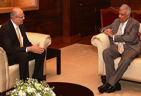 இலங்கை பிரதமர் ரனில் விக்ரமசிங்கேவுடன் இந்திய வெளியுறவு செயலாளர் சந்திப்பு