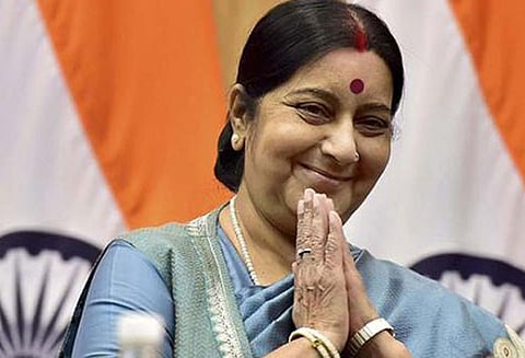 பஹ்ரைன் பிரதமரை சந்தித்தார் சுஷ்மா ஸ்வராஜ்