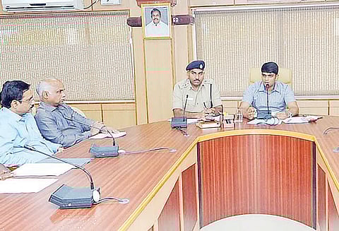 ‘கல்லூரிகளில் ராகிங் இல்லை என்ற நிலையை உருவாக்க வேண்டும்’ கலெக்டர் சந்தீப் நந்தூரி பேச்சு