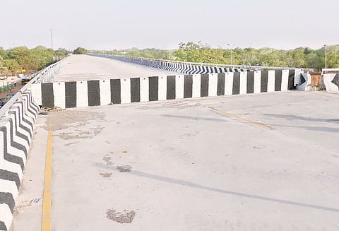 ஜங்ஷன் ரெயில்வே மேம்பால பணிக்கு ராணுவ இடம் வழங்குவதில் தொடர்ந்து இழுபறி நீடிப்பு