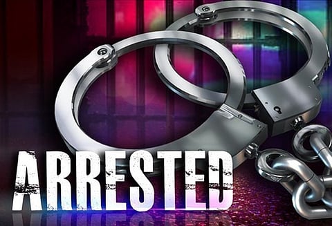 உரிய ஆவணங்கள் இன்றி அழைத்துவரப்பட்ட இந்திய ஊழியர்கள் 4 பேர் மீட்பு கப்பல் கேப்டன் கைது