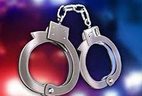 கல்வராயன்மலை வனப்பகுதியில் 3,800 லிட்டர் சாராய ஊறல் அழிப்பு: 2 பேர் கைது