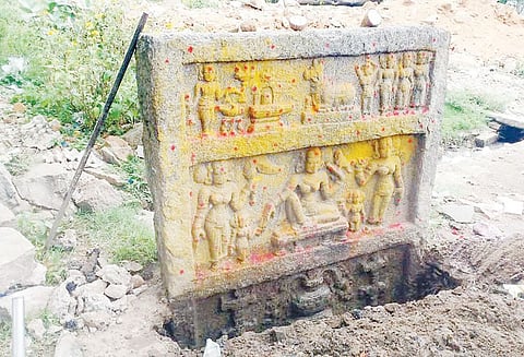 ஓசூரில் 5-ம் நூற்றாண்டை சேர்ந்த நடுகல் கண்டுபிடிப்பு