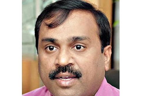 பா.ஜனதா ஆட்சியை பிடிக்க முடியாமல் போனதற்கு ஜனார்த்தனரெட்டியை புறக்கணித்ததே காரணம்