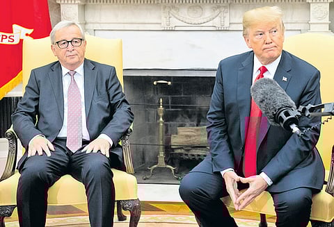 அமெரிக்கா-ஐரோப்பிய கூட்டமைப்பு சமரசம் டிரம்ப், ஜீன் கிளாட் சந்திப்பு பலன் அளித்தது