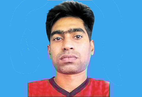 தமிழக கால்பந்து அணியின் முன்னாள் கேப்டன் குலோத்துங்கன் விபத்தில் பலி