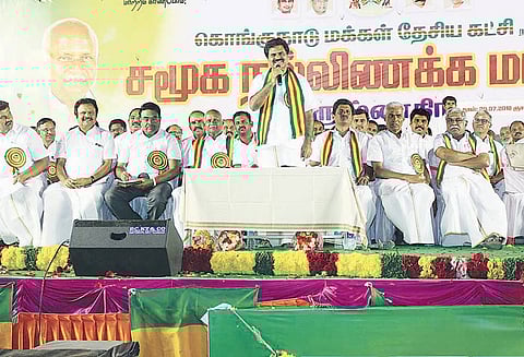 ஏரி, குளங்களில் நீரை சேமிக்க கால்வாய்களை தூர்வார வேண்டும்