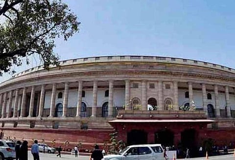 அசாமில் 40 லட்சம் பேர் சட்டவிரோதமாக குடியேறியவர்கள் ராஜ்யசபாவில் அமளி