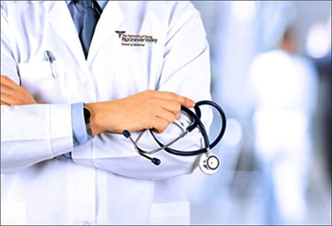 தமிழகத்தில் மருத்துவ படிப்புக்கு 11-ந் தேதி முதல் விண்ணப்பிக்கலாம்