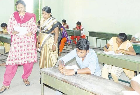 பெரம்பலூர் மாவட்டத்தில் சூப்பர் 30 வகுப்பில் சேர விரும்பும் மாணவ-மாணவிகளுக்கான நுழைவுத்தேர்வு