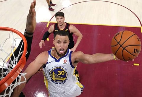 என்.பி.ஏ. இறுதி போட்டி; கோல்டன் வாரியர்ஸ் 2வது முறையாக சாம்பியன் பட்டம் வென்றது