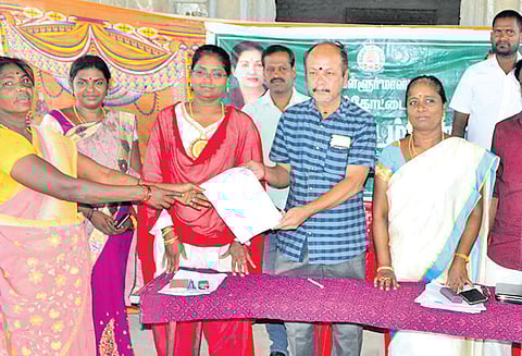 புதுப்பாளையம், மலையம்பாக்கம் ஊராட்சிகளில் அம்மா திட்ட முகாம்