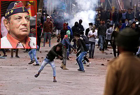 காஷ்மீரில் கல் வீச்சு சம்பவங்களில் ஈடுபடுவோர் மீது துப்பாக்கியால் சுடுங்கள்; பாரதீய ஜனதா எம்.பி.