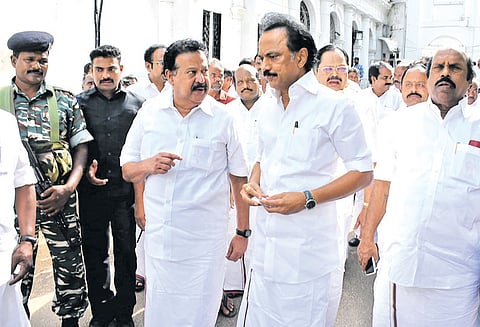 முதல்-அமைச்சர் பதில் உரையை புறக்கணித்து தி.மு.க. வெளிநடப்பு