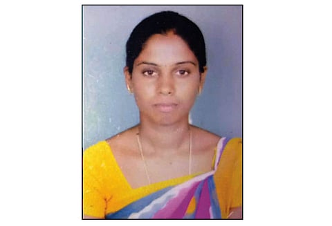 நீச்சல் பழகிய பெண் கிணற்றில் மூழ்கி சாவு