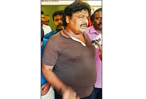 சேலம் பசுமை வழிச்சாலையை எதிர்த்து சர்ச்சை பேச்சு: நடிகர் மன்சூர் அலிகான் கைது