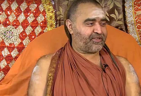 அன்பால் அறத்தால், கொடையால் ஆசி வழங்கியவர் ஜெயேந்திரர் - விஜயேந்திரர்