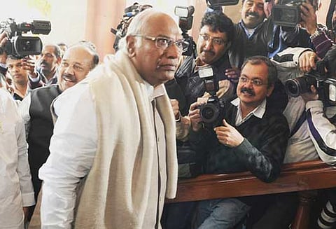 பெரியார் சிலை உடைப்பு தமிழகத்தை அவமதிப்பது மட்டும் கிடையாது, தேசத்தையே அவமதிப்பது - காங்கிரஸ் தாக்கு