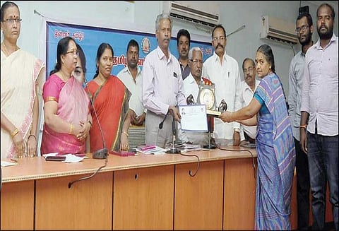 தமிழ் வளர்ச்சித்துறை சார்பில் அரசு ஊழியர்களுக்கு ஆட்சிமொழி கருத்தரங்கு