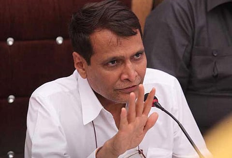 மத்திய மந்திரி சுரேஷ் பிரபுவுக்கு விமான போக்குவரத்து துறை கூடுதலாக ஒதுக்கீடு