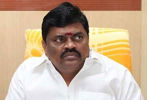 மானிய விலை ஸ்கூட்டர் திட்டத்தில் பயன்பெற பெண்களுக்கு ஓட்டுனர் உரிமங்களை விரைந்து வழங்க வேண்டும் அமைச்சர் கே.டி.ராஜேந்திரபாலாஜி உத்தரவு