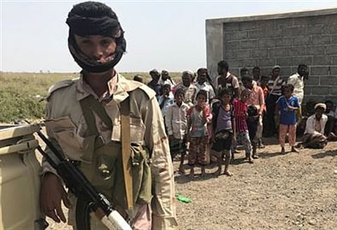 ஏமனில் ராணுவ சமையலறை மீது கார் வெடிகுண்டு தாக்குதல்; 4 பேர் பலி