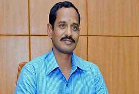 திருமண உதவித்தொகை பெற இடைத்தரகர்களாக செயல்படுவோர் மீது கடும் நடவடிக்கை