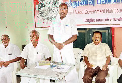 பழைய ஓய்வூதியத் திட்டத்தை அமல்படுத்த வேண்டும் சத்துணவு பணியாளர் சங்க மாநில செயற்குழுவில் தீர்மானம்