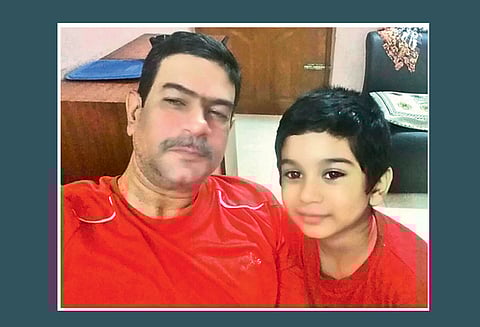 சென்னையில், கடன்தொல்லையால் கை நரம்பை அறுத்து 7 வயது மகன் கொலை