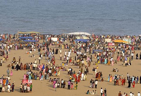 மெரினா கடற்கரையை சுத்தமாக வைத்திருப்பது அரசின் கடமை