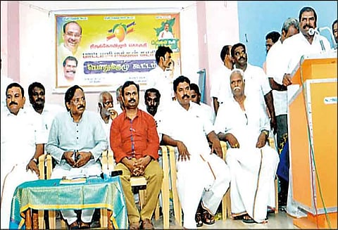 தமிழக அரசியலில் ஏற்பட்டுள்ள வெற்றிடத்தை அன்புமணியால் தான் நிரப்ப முடியும் ஜி.கே.மணி பேச்சு