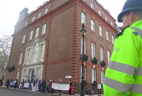 ஸ்டெர்லைட் ஆலை விரிவாக்கத்துக்கு எதிராக லண்டனில் தமிழர்கள் ஆர்ப்பாட்டம்