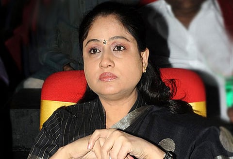 சசிகலாவுக்கு நடிகை விஜயசாந்தி ஆறுதல்