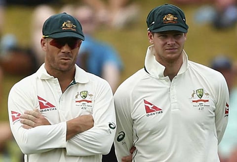 பந்தை சேதப்படுத்திய விவகாரம் : சுமித், வார்னர் வாழ்க்கை தடைகளை சந்திக்கும் வாய்ப்பு?