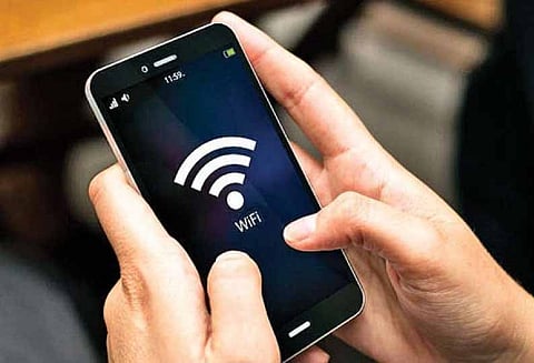 மொபைல் இணைய வேகத்தில் உலகில் இந்தியா 109 வது இடத்தில் உள்ளது