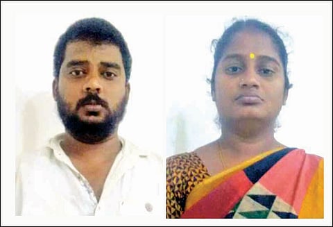 ஓடும் பஸ்சில் பயணிகளிடம் நகை, பணம் திருடிய பெண் உள்பட 2 பேர் கைது