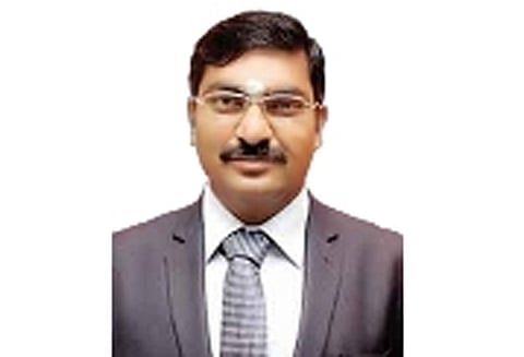 அனுமதியின்றி செங்கல் சூளை நடத்தினால் சட்டப்படி நடவடிக்கை - கலெக்டர் சுரேஷ்குமார் எச்சரிக்கை